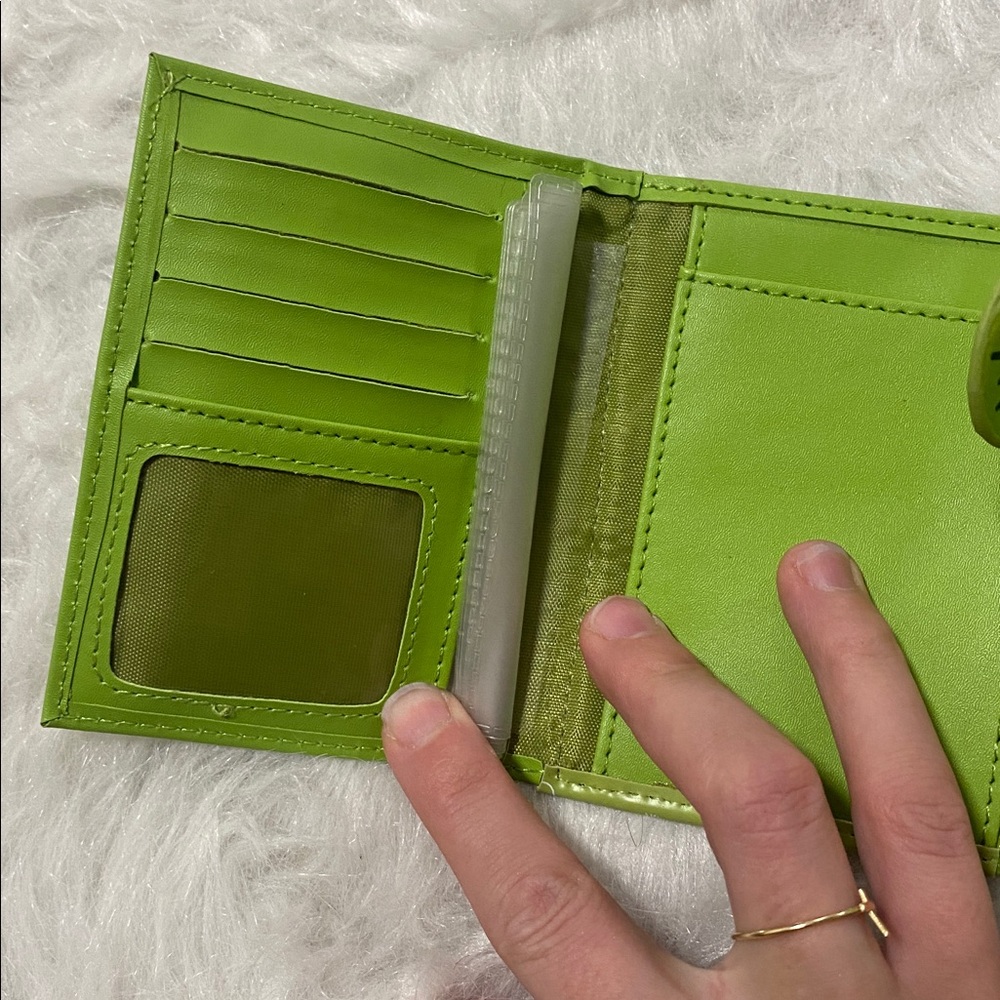 Studio Ghibli my neighbor Totoro lime green wallet various compartments - Picture 5 of 5
